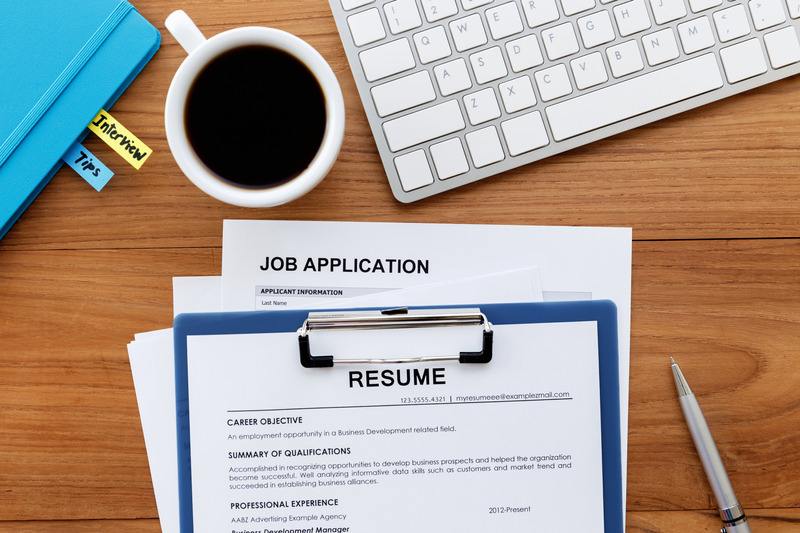 Job search with effective resume and job application 